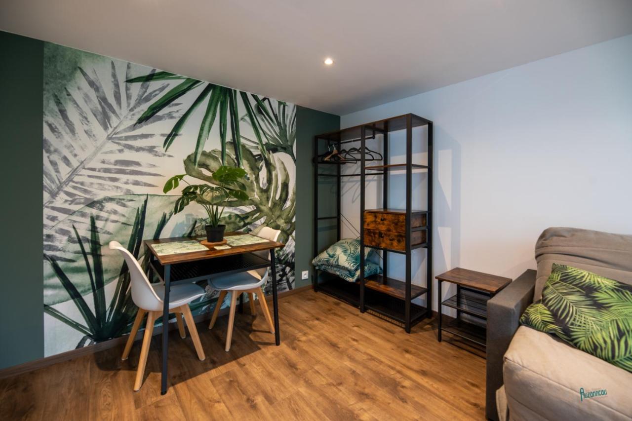 Naturel : Studio Calme Et Agreable Les Bordes Ngoại thất bức ảnh
